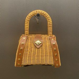 VTG basket bag